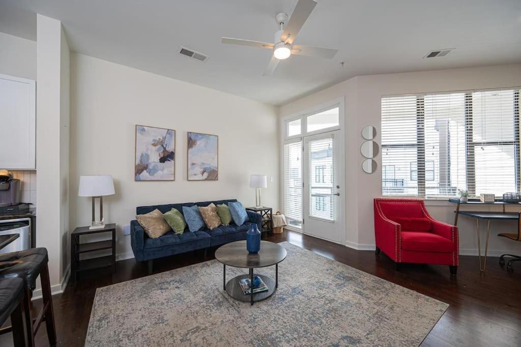 Chic 1-bedroom Modern With Gym & Free Parking